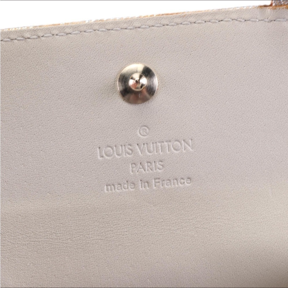 [Louis Vuitton] authentic Gold and Cream Key & Card‎ Holder - Picture 3 of 6